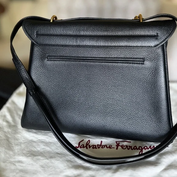 Salvatore Ferragamo Gancini Bag + scarf - Picture 3 of 16